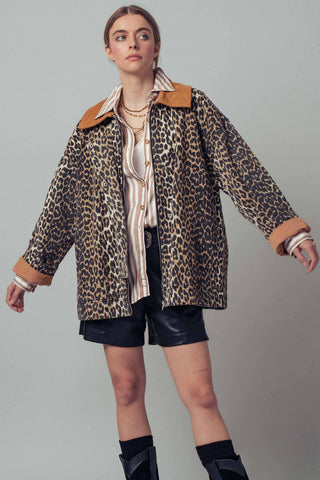 Urban Daizy - Leopard Print Corduroy Collar Barn Jacket