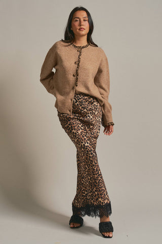 Urban Daizy Leopard Ruffle Trim Knit Cardigan | Camel