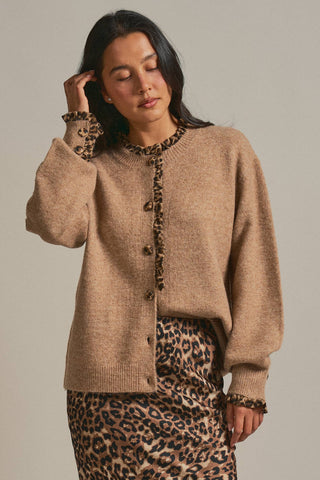 Urban Daizy Leopard Ruffle Trim Knit Cardigan | Camel