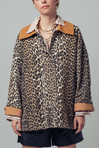 Urban Daizy - Leopard Print Corduroy Collar Barn Jacket