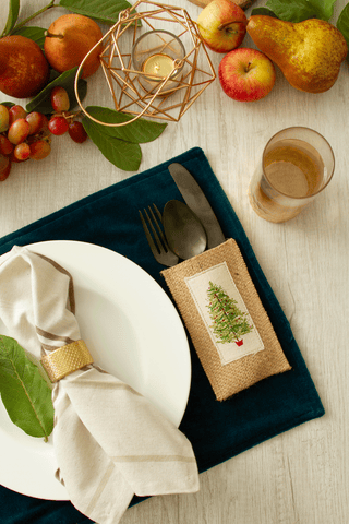 Evergreen Joy Wreath Holiday Silverware Holders – Set of 8