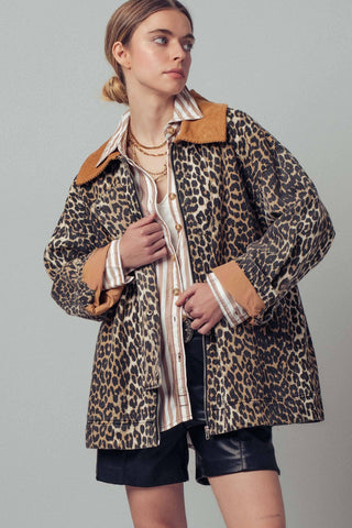 Urban Daizy - Leopard Print Corduroy Collar Barn Jacket